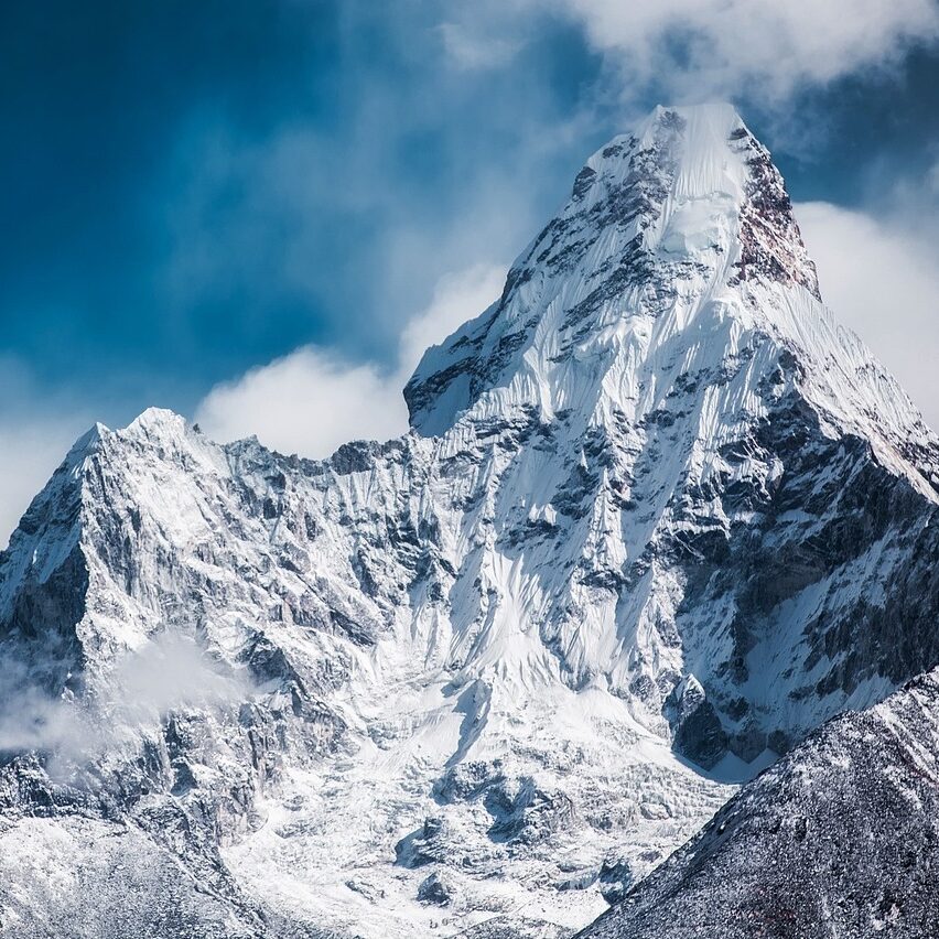 ama dablam, snow, mountain-2064522.jpg